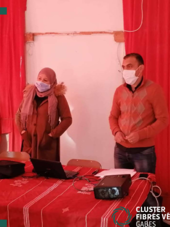 Formation en teinture naturelle de la fibre de palmier (1)